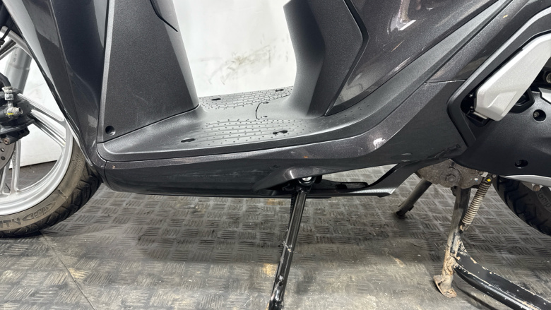 (23MY) Honda SH125i with Top Box